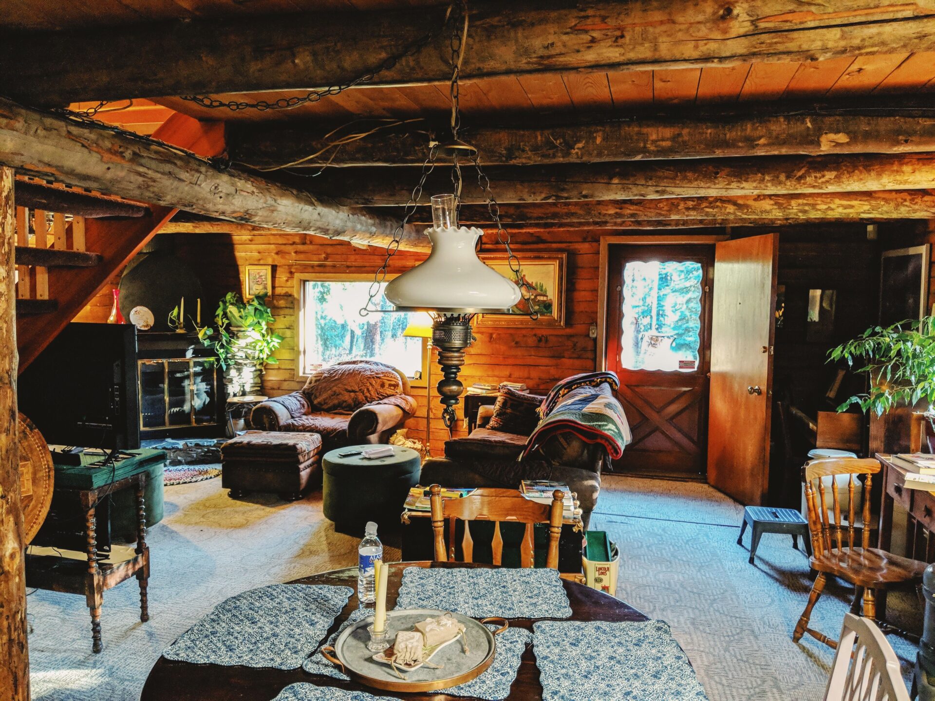 A9BE641F-7EF9-41AE-9F7F-7ACE5FBE8198-compressor